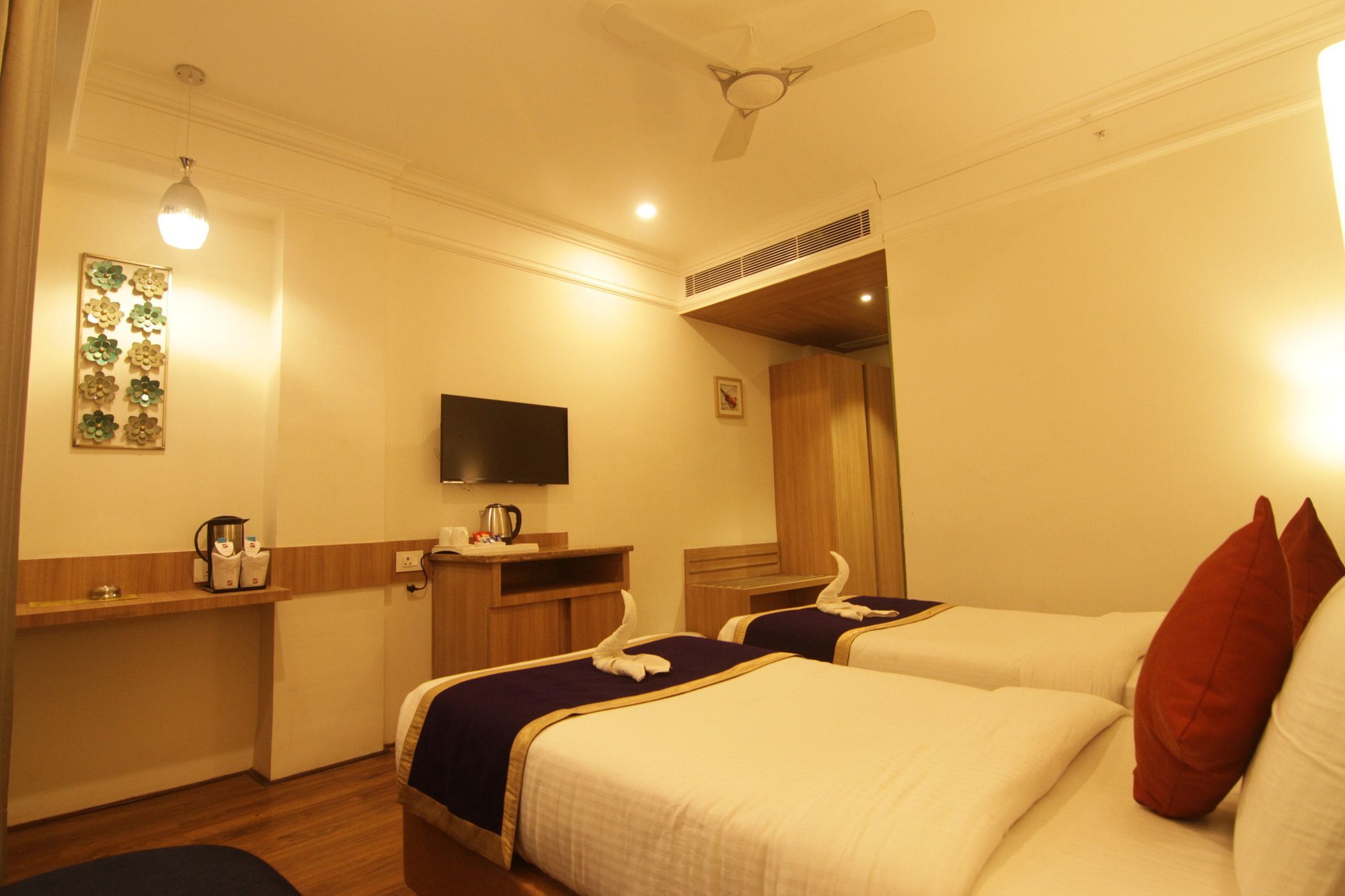 Oyo 2054 New Hotel Broadway Benares Buitenkant foto