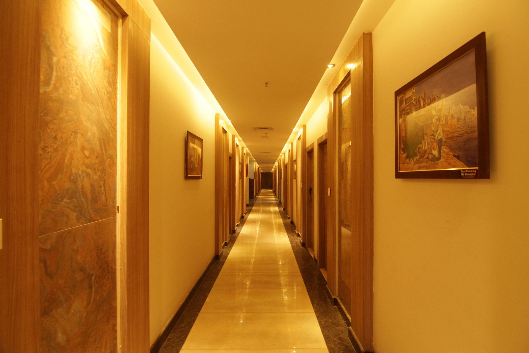 Oyo 2054 New Hotel Broadway Benares Buitenkant foto